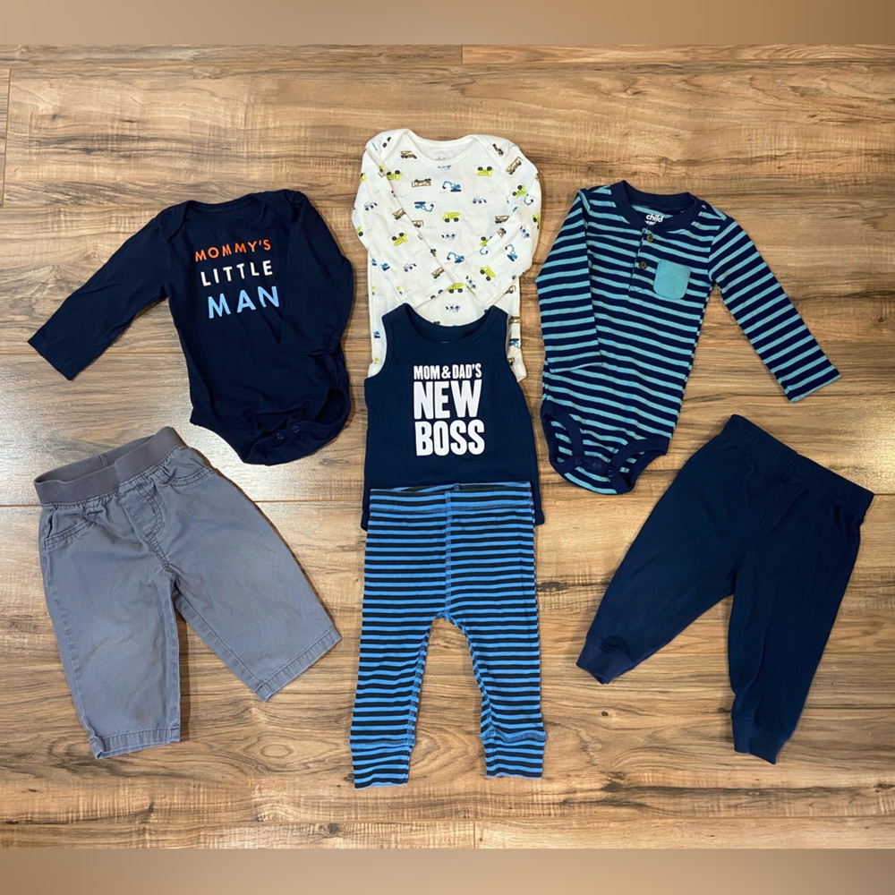 Size 6-9 Month 7 Piece Lot. Carter’s, Children’s Place, & Walmart Brands.